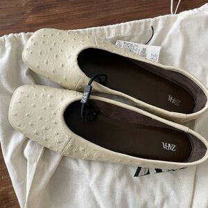 Zara Cream Textured Flats
